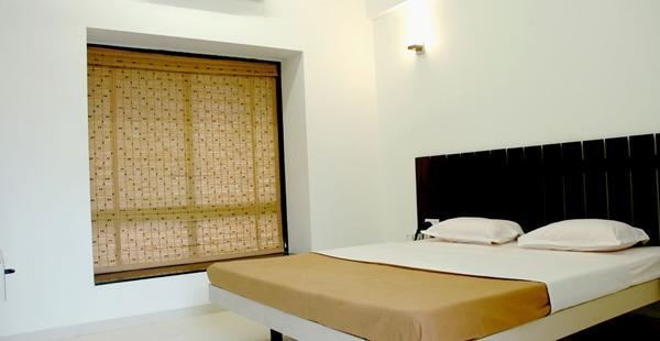 Hotel Manmandir Executive Aurangábád Kültér fotó